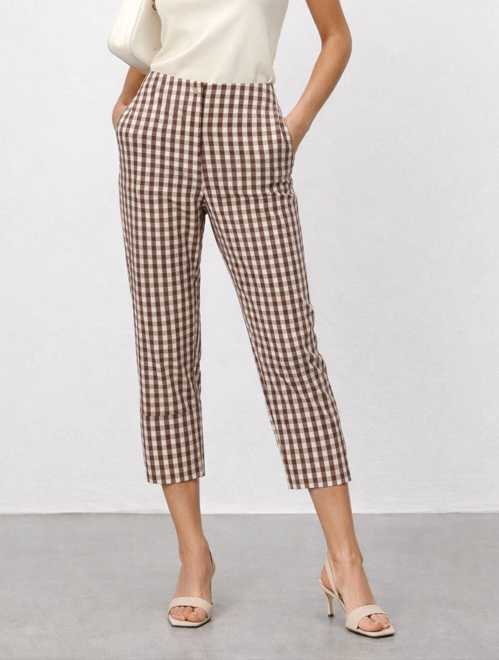 a new day Brown and White Gingham Cropped Pants 8